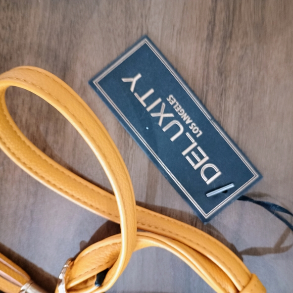 Deluxity Yellow Crossbody Bag - Picture 6 of 6